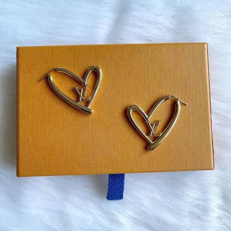 Heart earrings